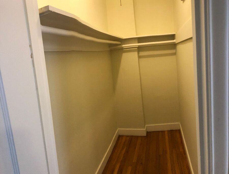 625 Leavenworth Street - Photo 7 of 11
