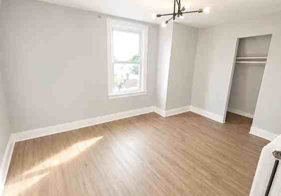 117 4th Ave #3 - Photo 3 of 5
