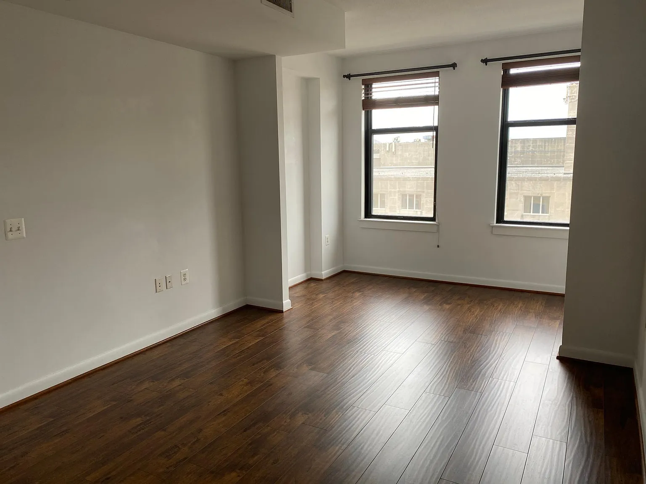 400 Massachusetts Avenue Northwest - Photo 4 of 5