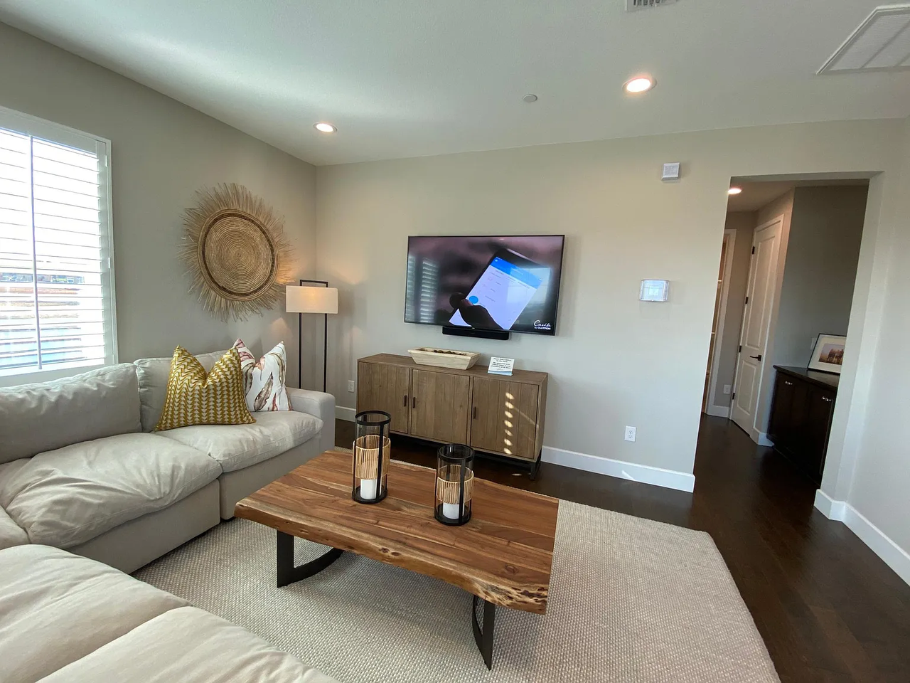 476 East Sorrel Place - Photo 2 of 4