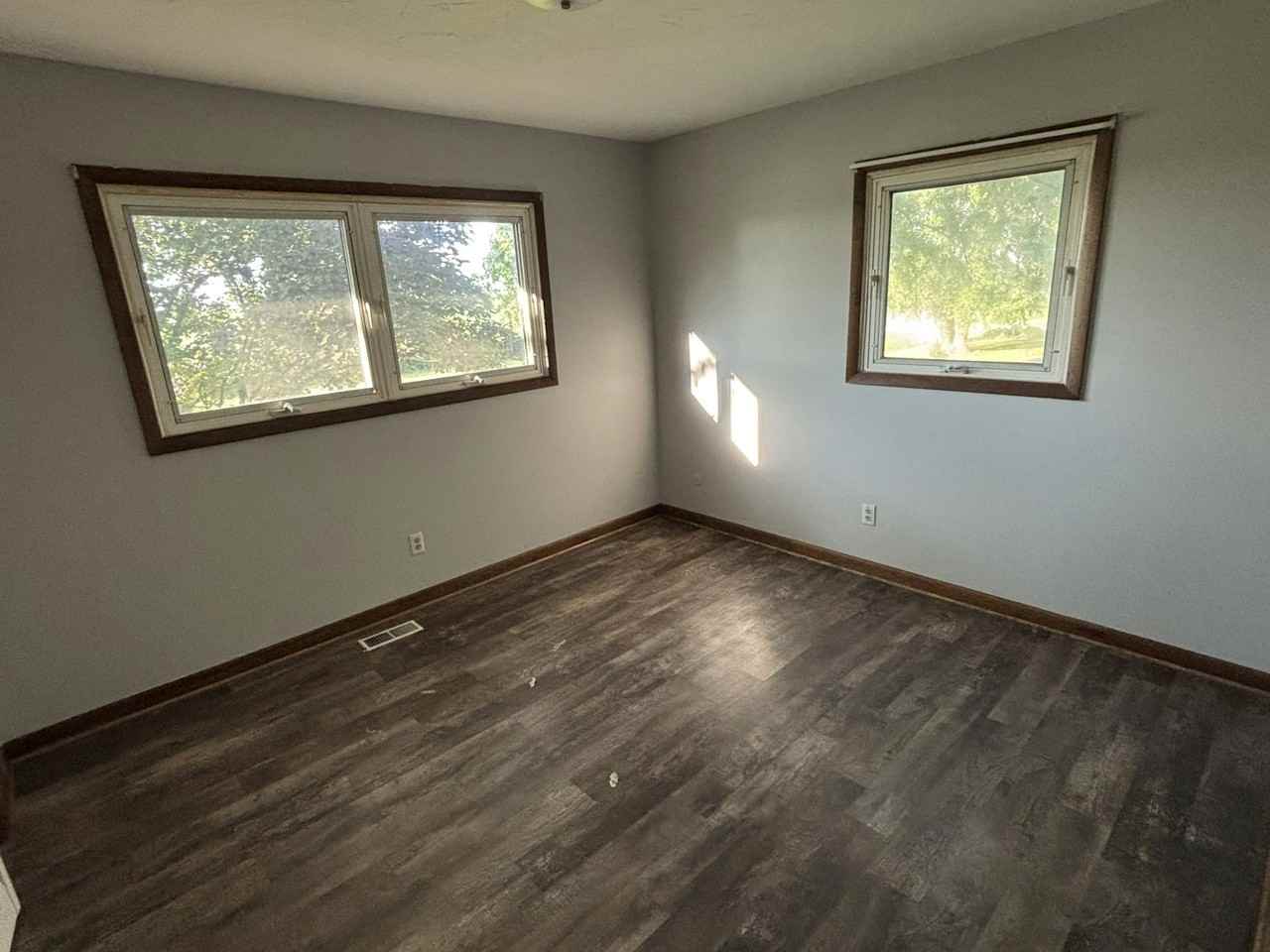 545 West Forsyth Road - Photo 6 of 20