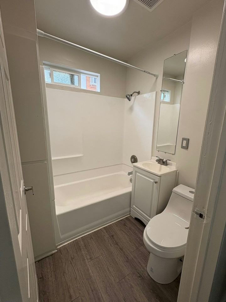 1706 Sherman Pl, Unit 1 - Photo 4 of 12