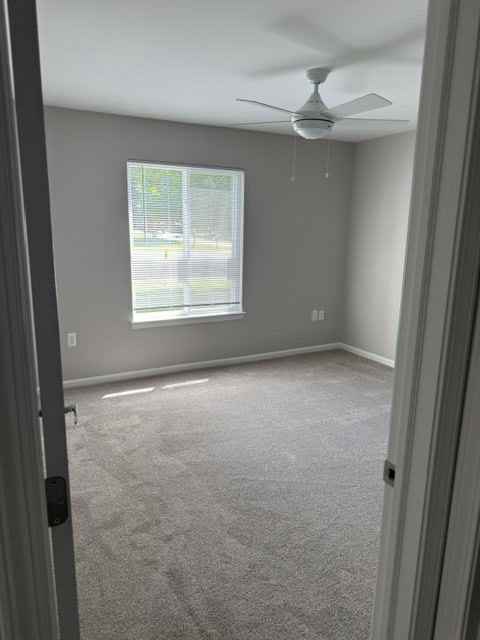 Bree Manor - Photo 5 of 15