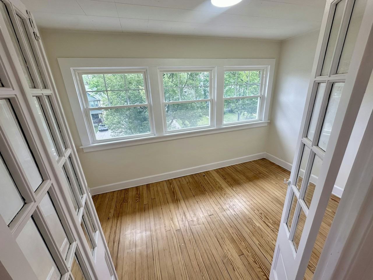 1278 West 102nd Street, Unit 3rd Floor - Photo 7 of 15