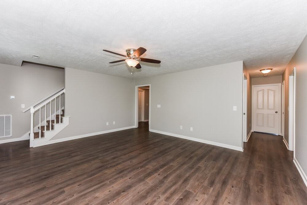 2642 Weatherford St - Photo 5 of 17