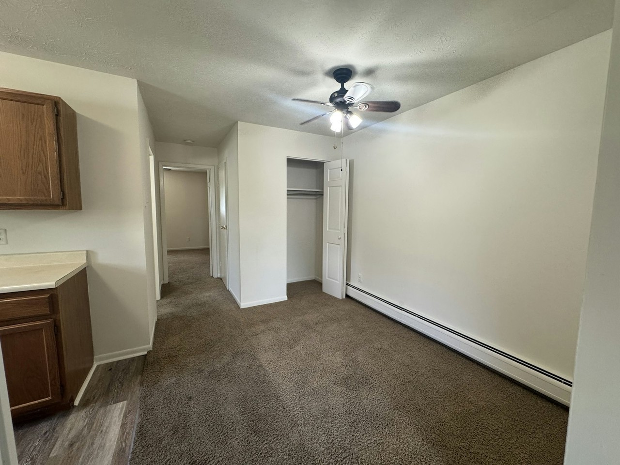 4438 Hamilton Avenue, Unit 4 - Photo 3 of 8