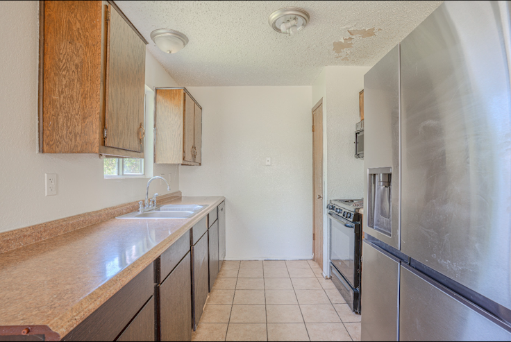 2007 Ruiz Drive - Photo 5 of 17