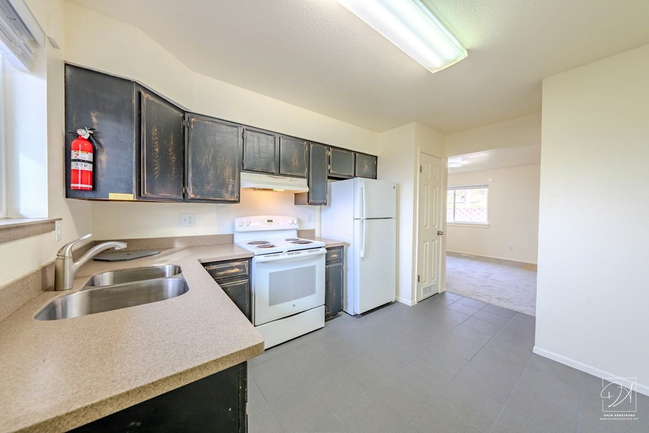 Dakota Avenue, Unit 2084 - Photo 4 of 20