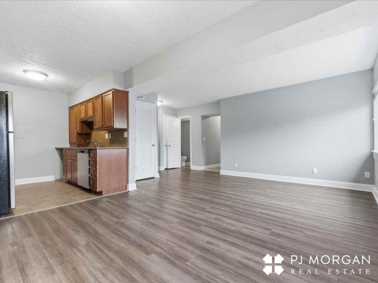Mill Pointe - Photo 4 of 21