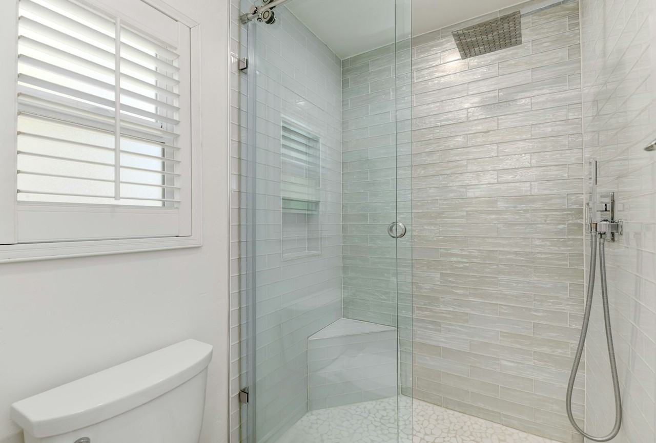 1531 Sundale Road - Photo 2 of 32