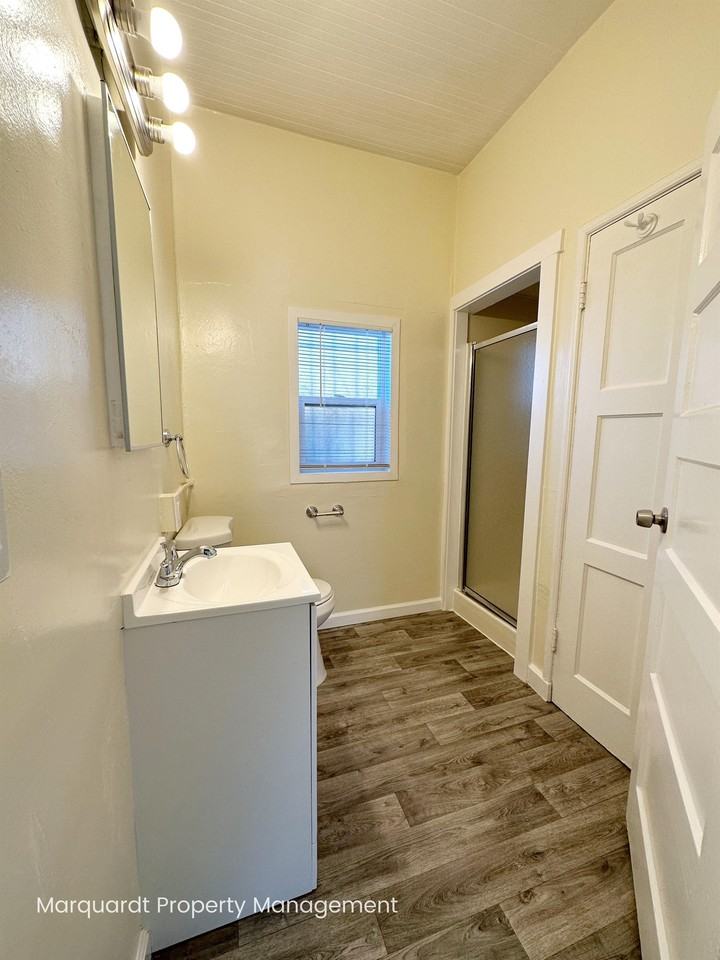 3804 E.12th Street - Photo 4 of 5