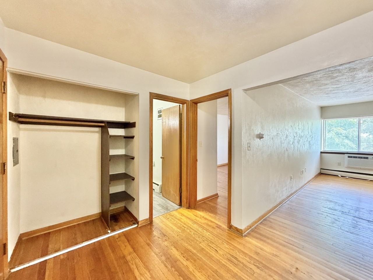 430 Harrison Avenue - Photo 4 of 15