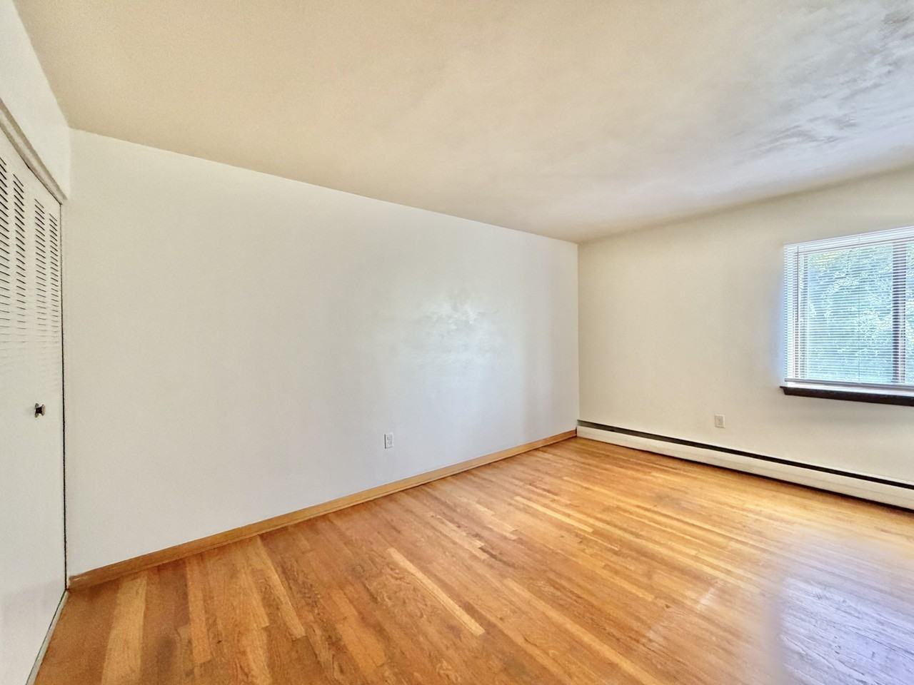 430 Harrison Avenue - Photo 5 of 15