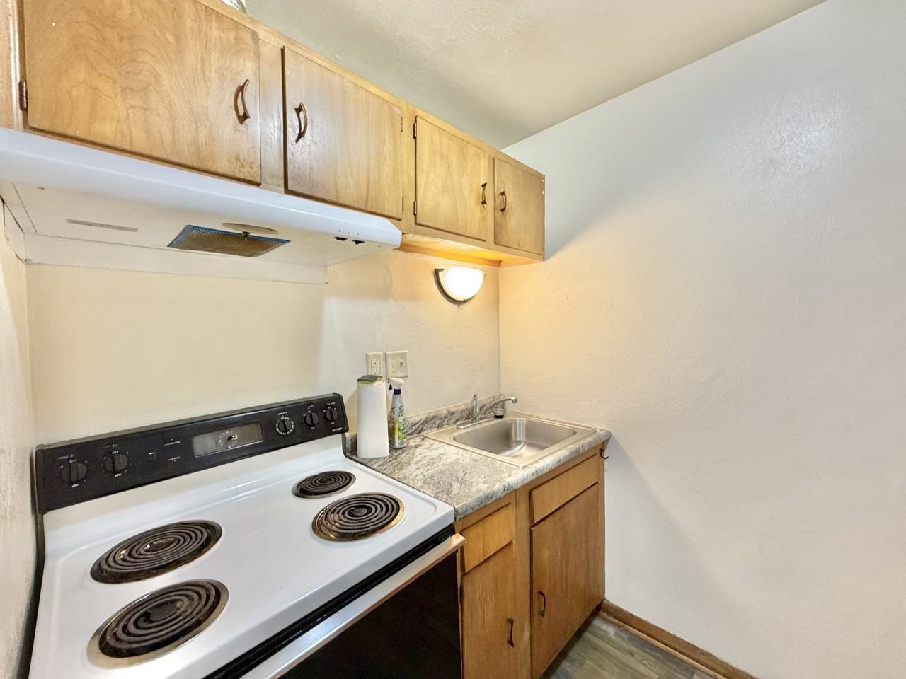 430 Harrison Avenue - Photo 7 of 15