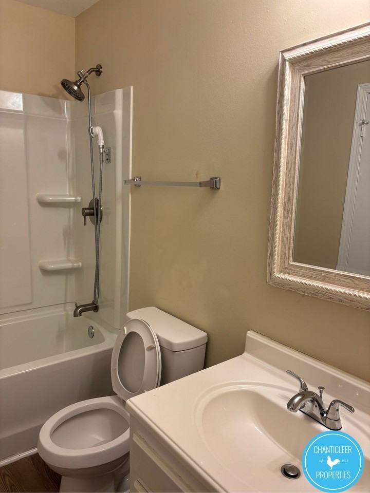 508 East Harden Street - Photo 7 of 10
