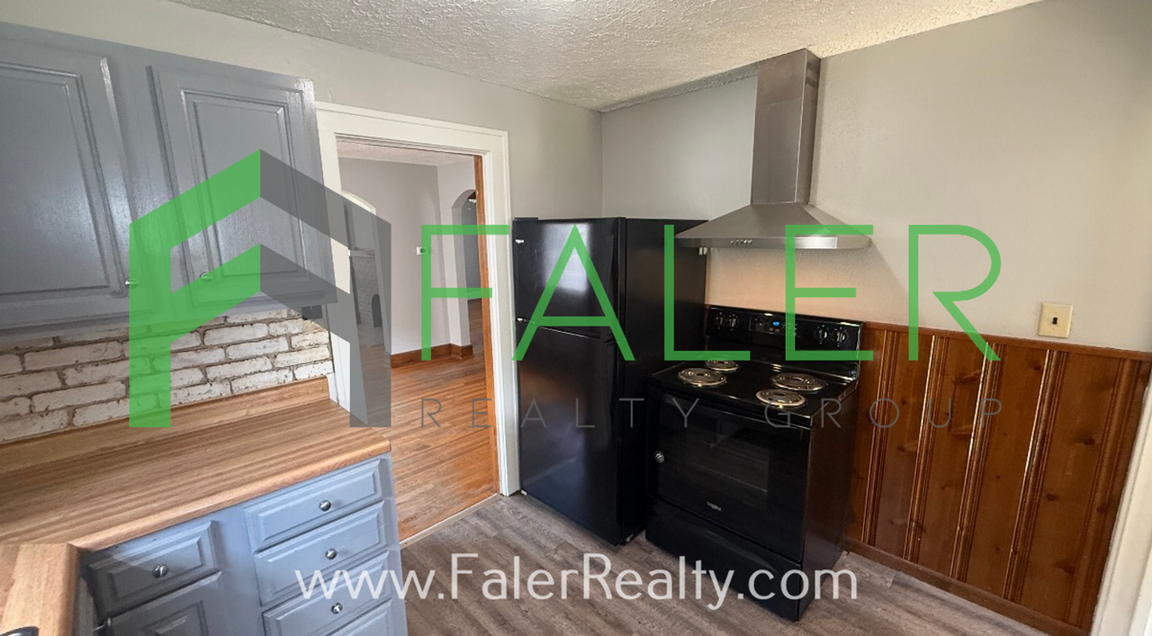 1718 John Glenn Rd - Photo 6 of 15