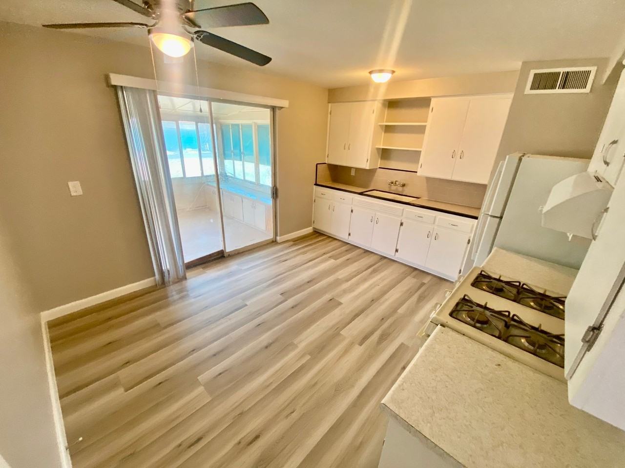 11111 W Greer Ave - Photo 3 of 22