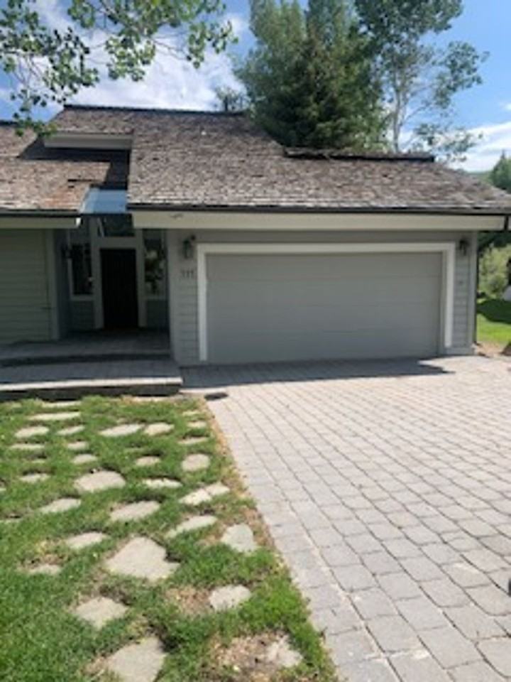 111 Mayleaf Rd - Photo 2 of 37