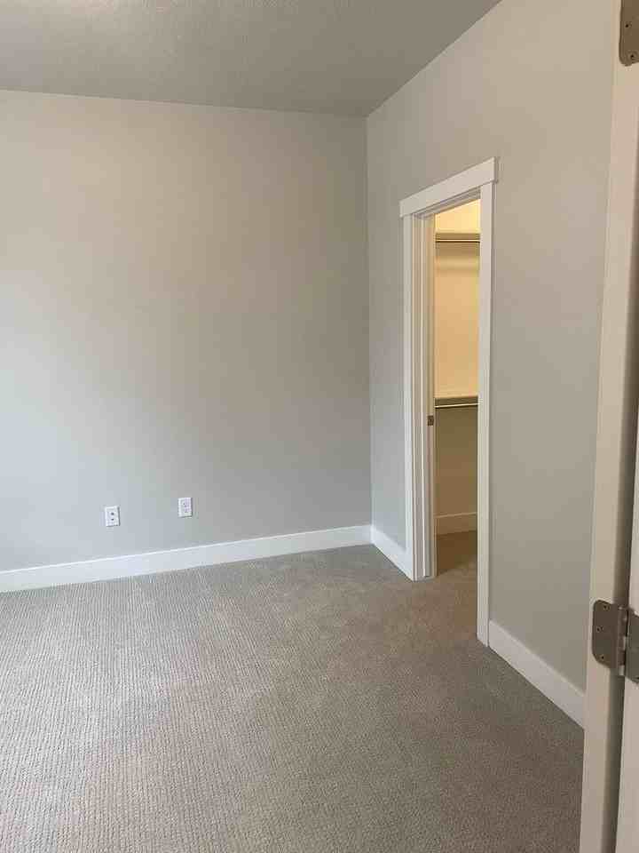 972 W 420 S - Photo 3 of 25