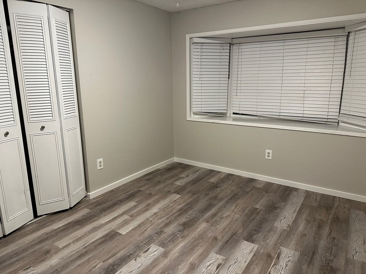 2630-2664 Southeast 136th Avenue - Photo 4 of 10