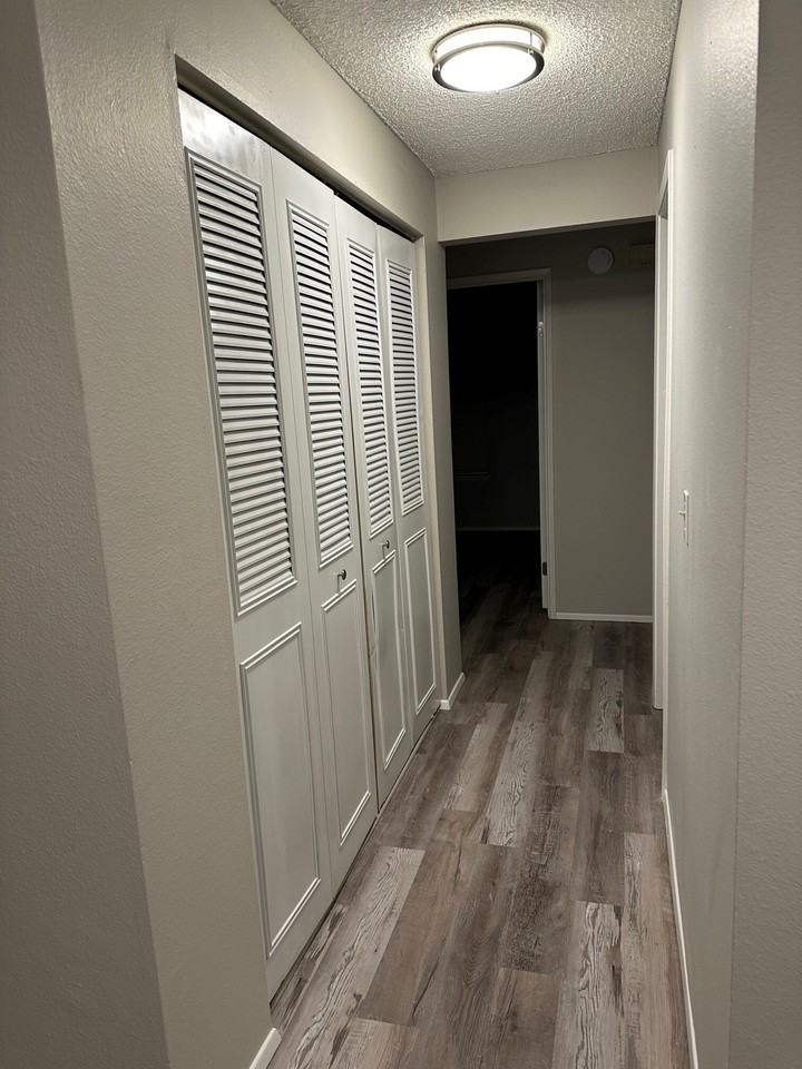 2630-2664 Southeast 136th Avenue - Photo 5 of 10