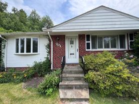 701 Robert Rd - Photo 1 of 1