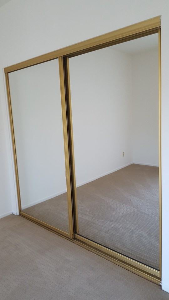 5038 Laurel Canyon - Photo 4 of 19