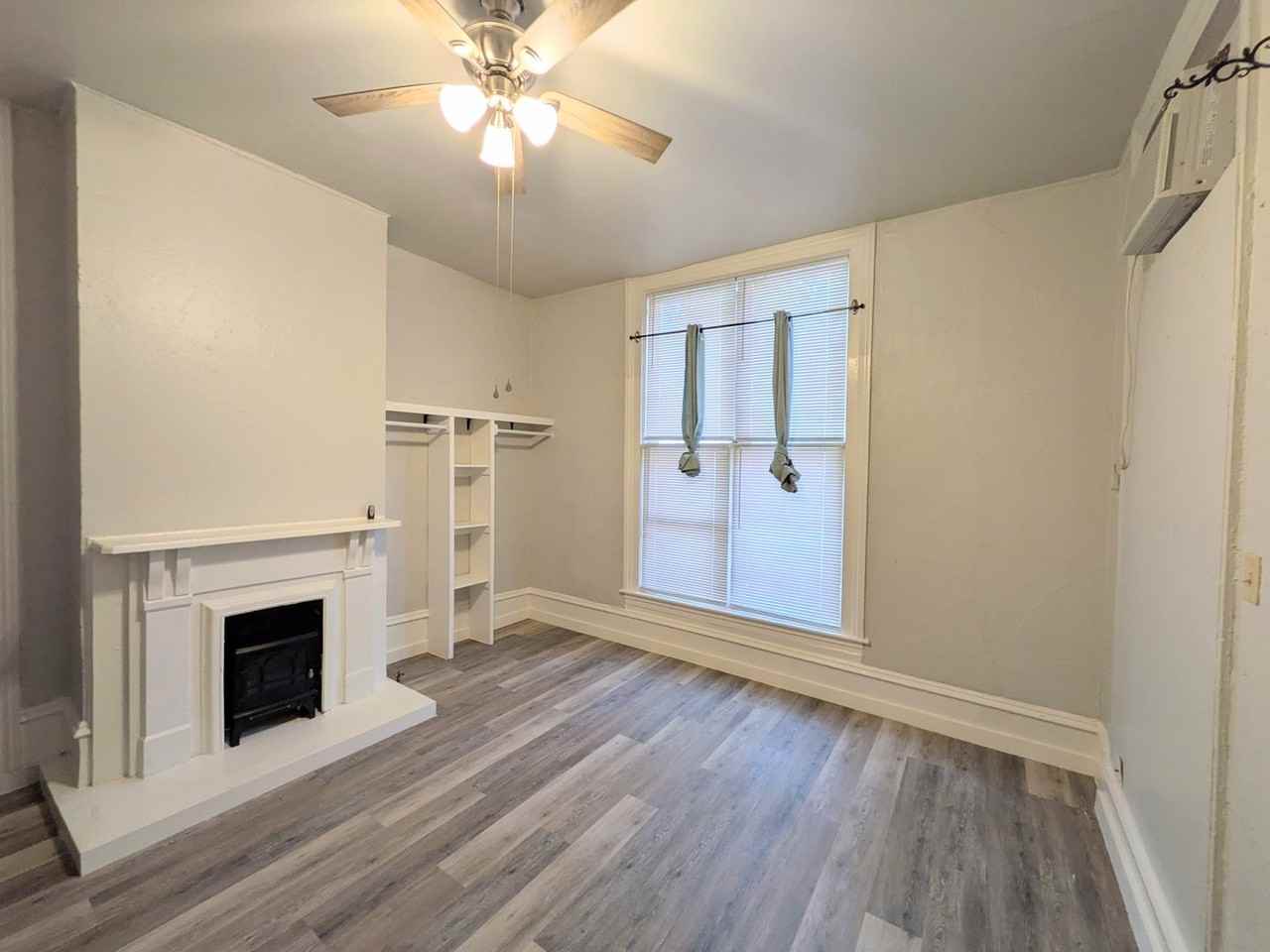 822 E Carson St #7 - Photo 2 of 13