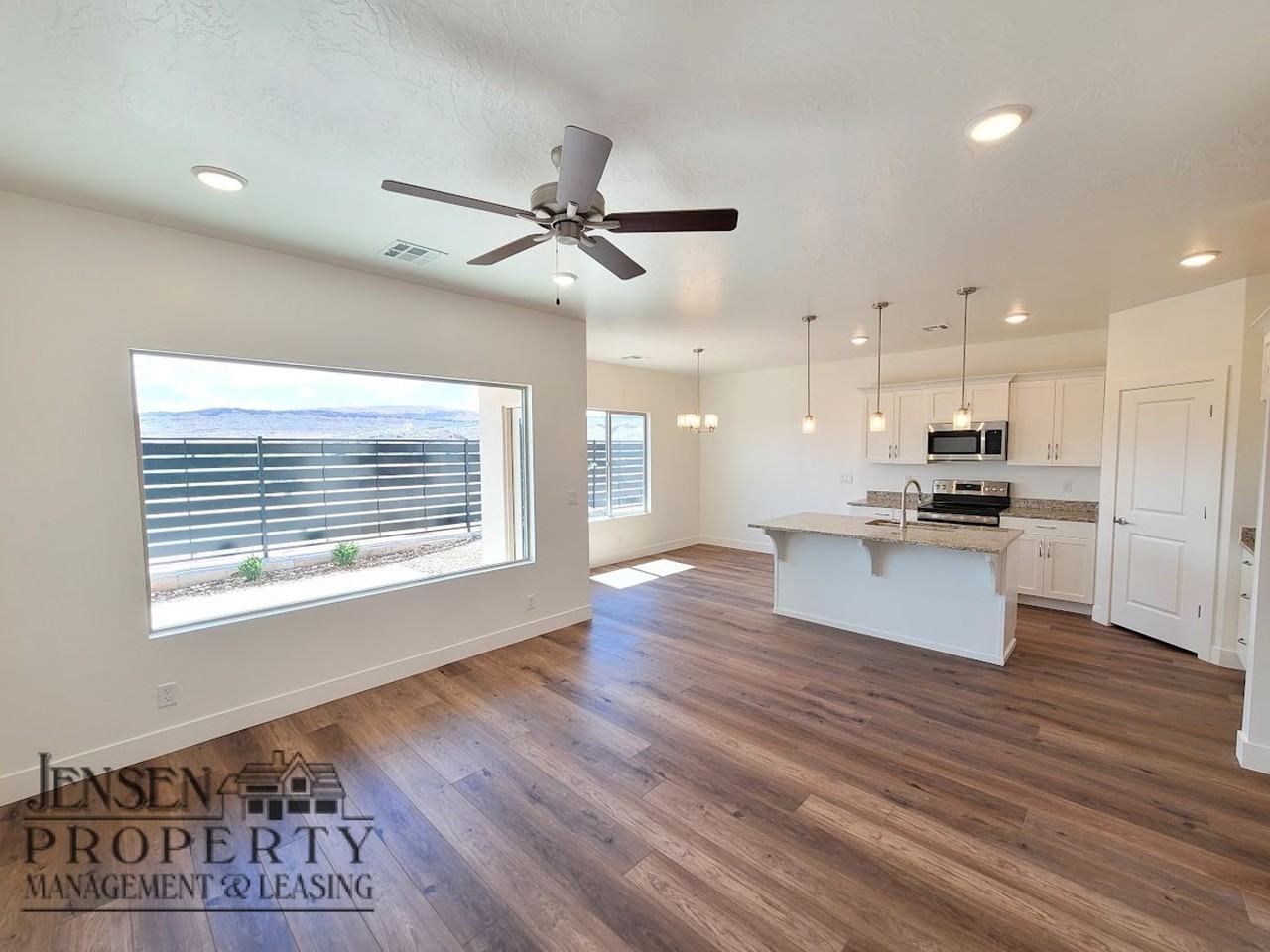 515 S Stewart Creek Cv - Photo 6 of 33