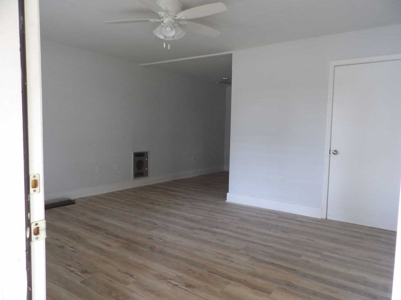 731 Richardson St - Photo 2 of 9