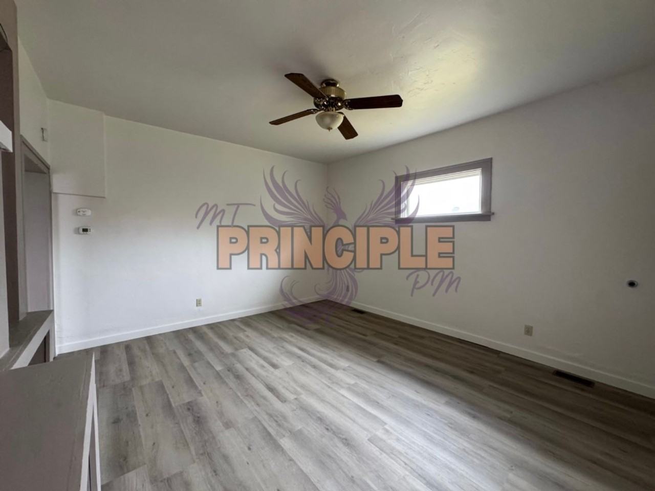 2037 Whitman Ave - Photo 4 of 14