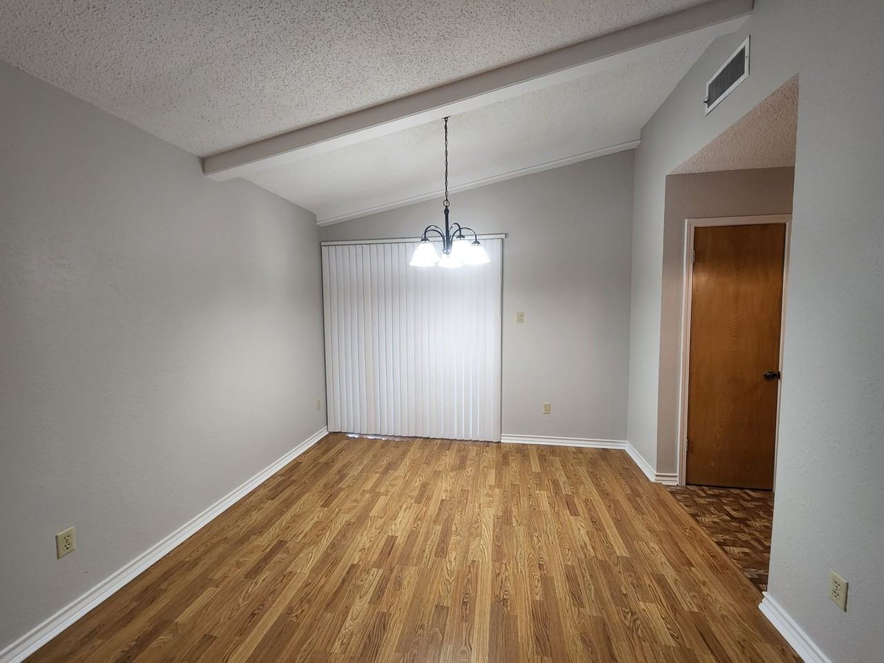 5705 Larry Dr - Photo 3 of 14