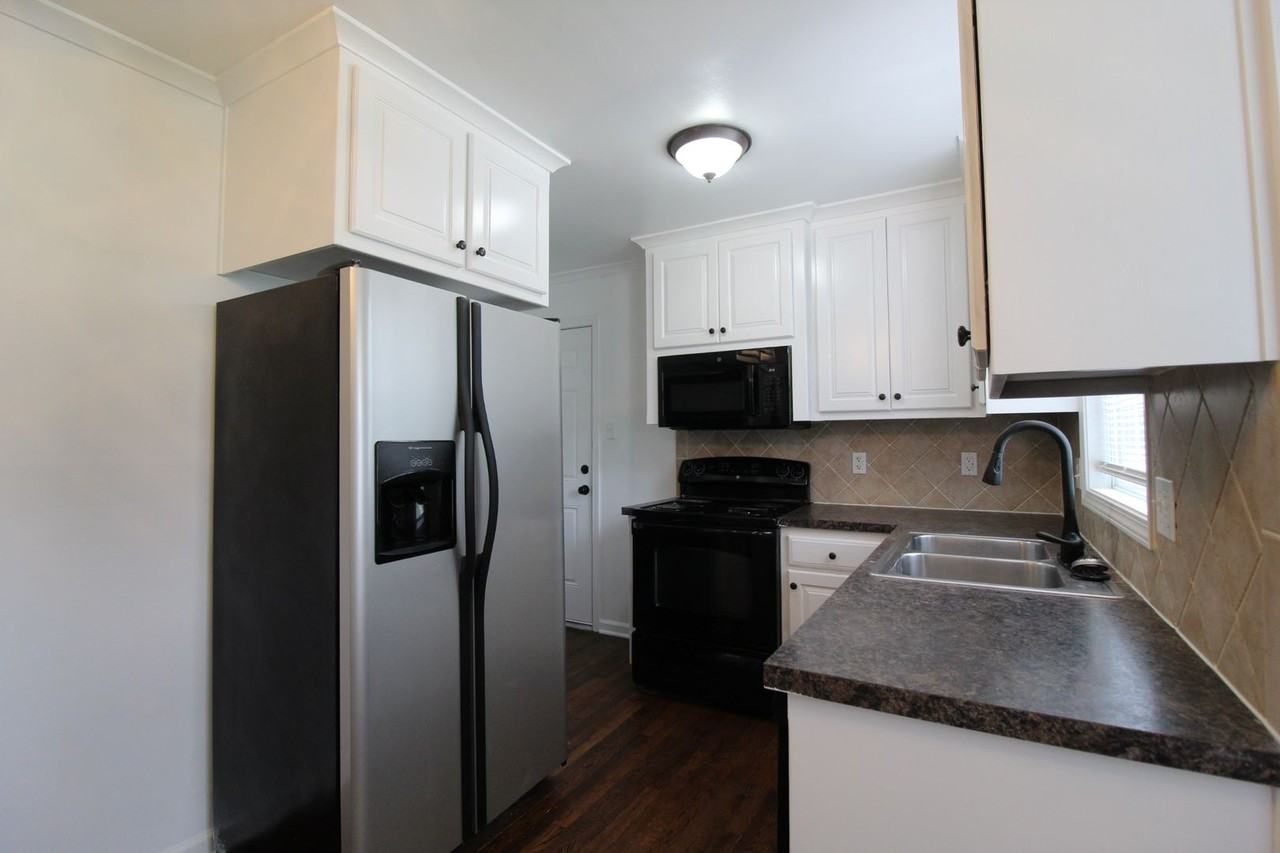 5321 W 50th Ter - Photo 6 of 12