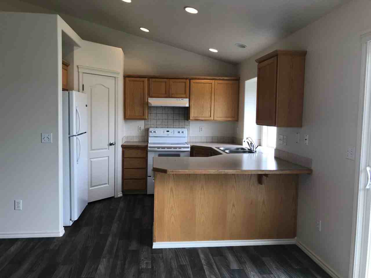17938 Monarch Way - Photo 5 of 24
