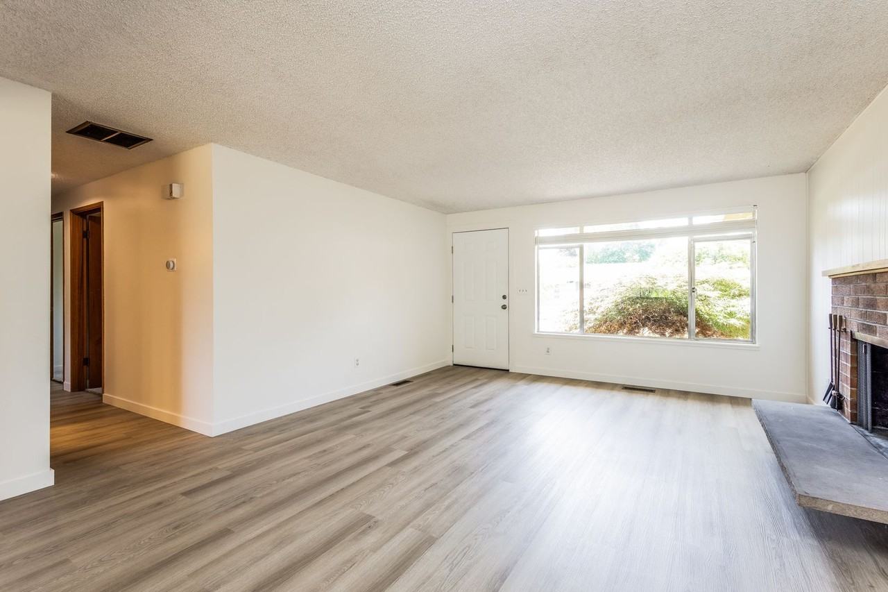 10716 Se 224th Pl - Photo 6 of 16