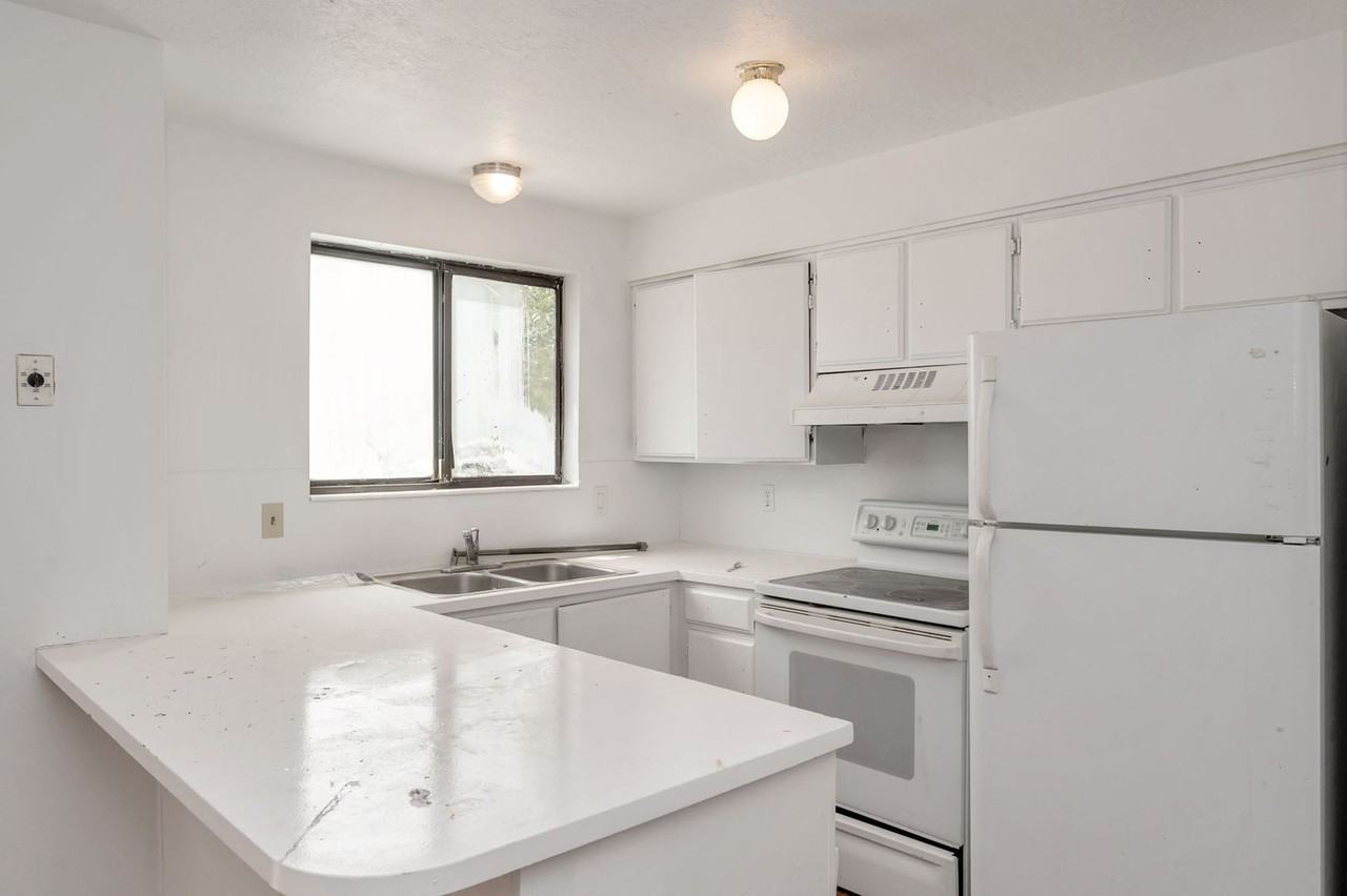 5663 W 3980 S - Photo 2 of 16