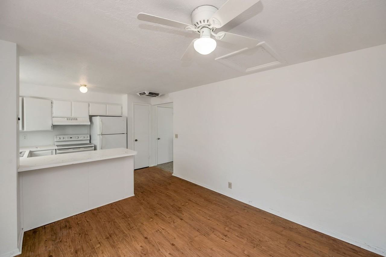 5663 W 3980 S - Photo 4 of 16