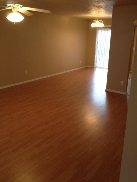 1013 Deer Trail Ln - Photo 3 of 12