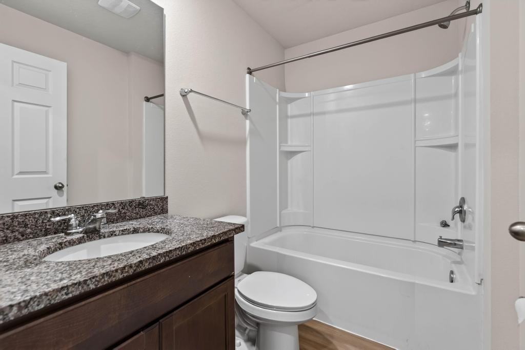 129 Wellwood Lane Unit B - Photo 7 of 48
