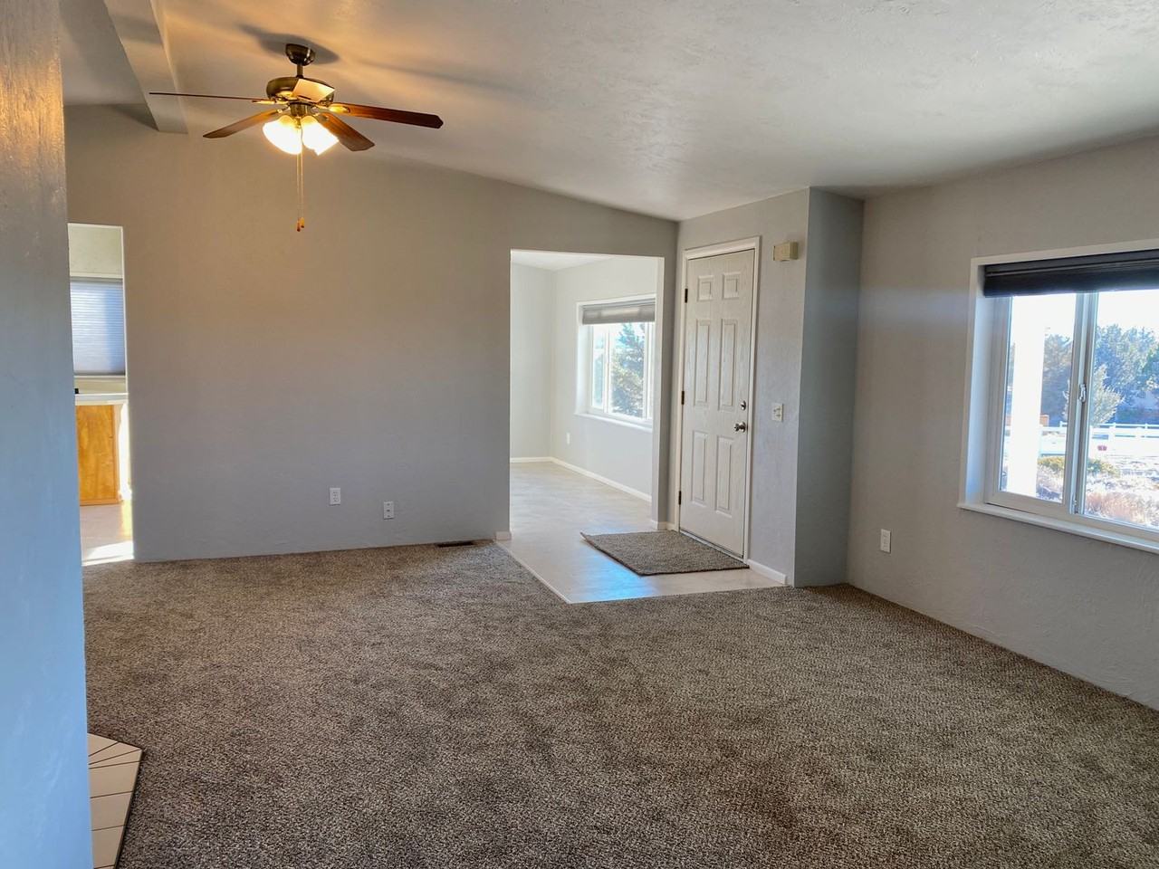 12682 Sw Hood View Pl - Photo 7 of 28