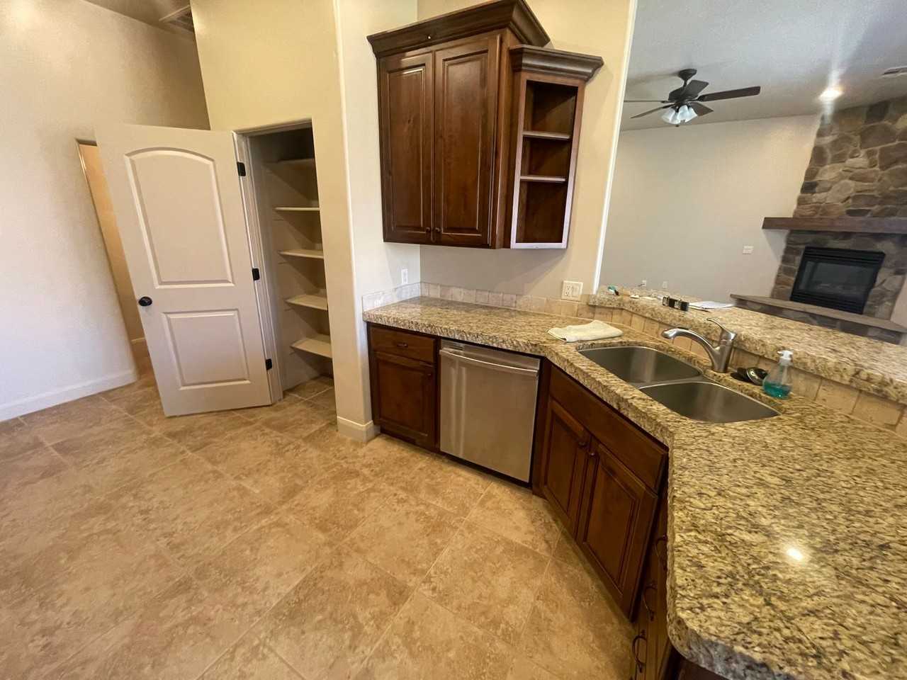 2799 E 1240 S - Photo 5 of 24
