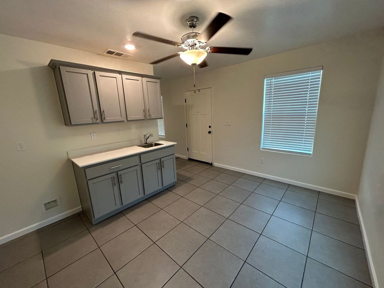 2249 Hough Ave - Photo 7 of 28