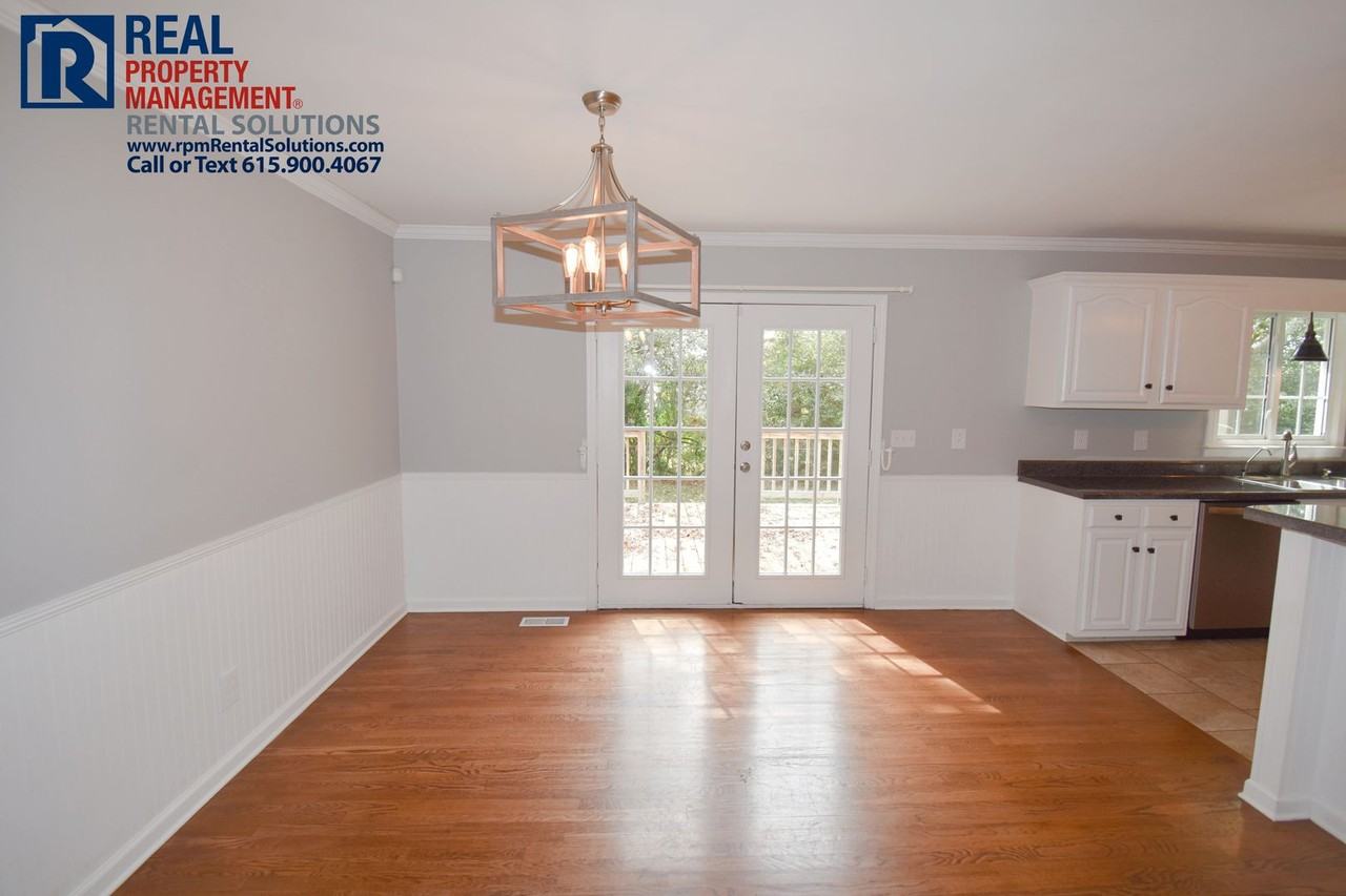 1506 Belle Oaks Dr - Photo 6 of 30