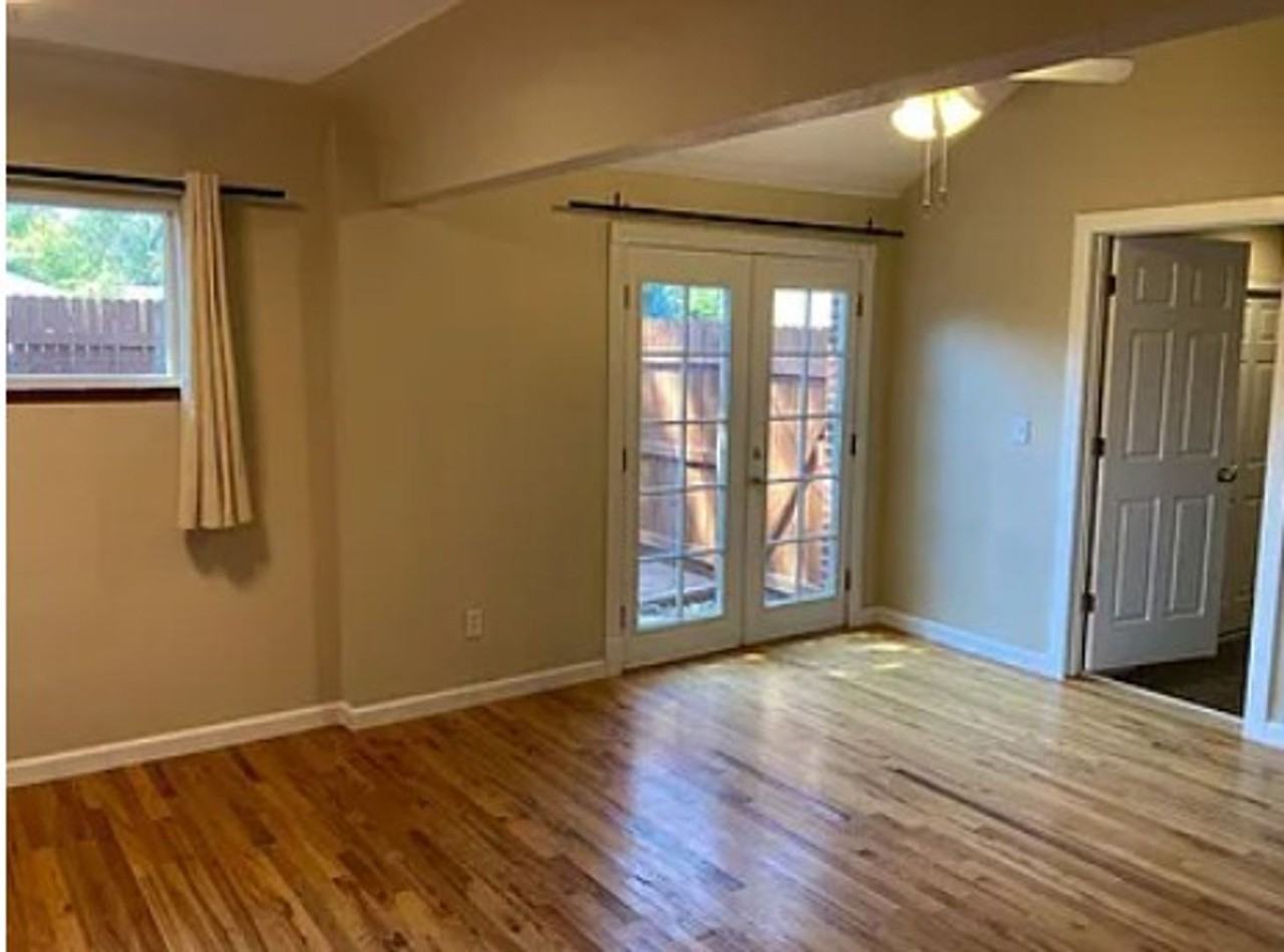 1409 Jasmine St - Photo 4 of 14