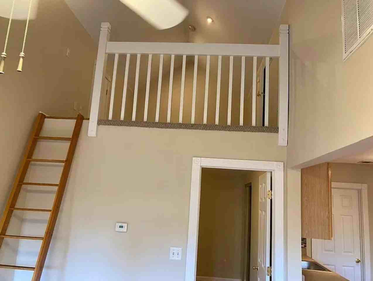 1409 Jasmine St - Photo 6 of 14
