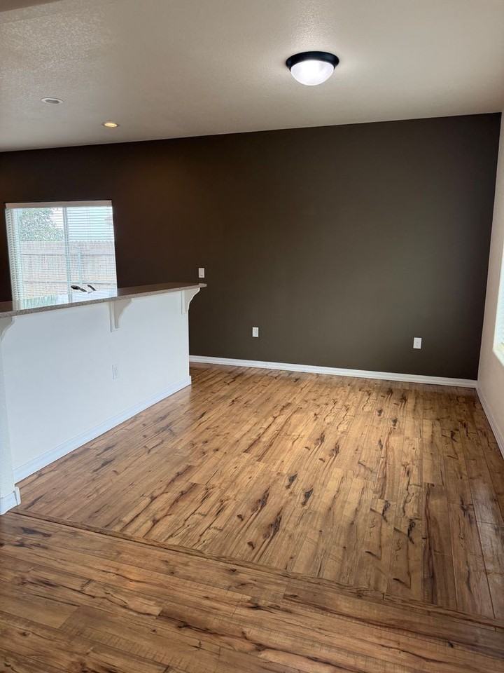 1708 College Park Dr - Photo 5 of 16