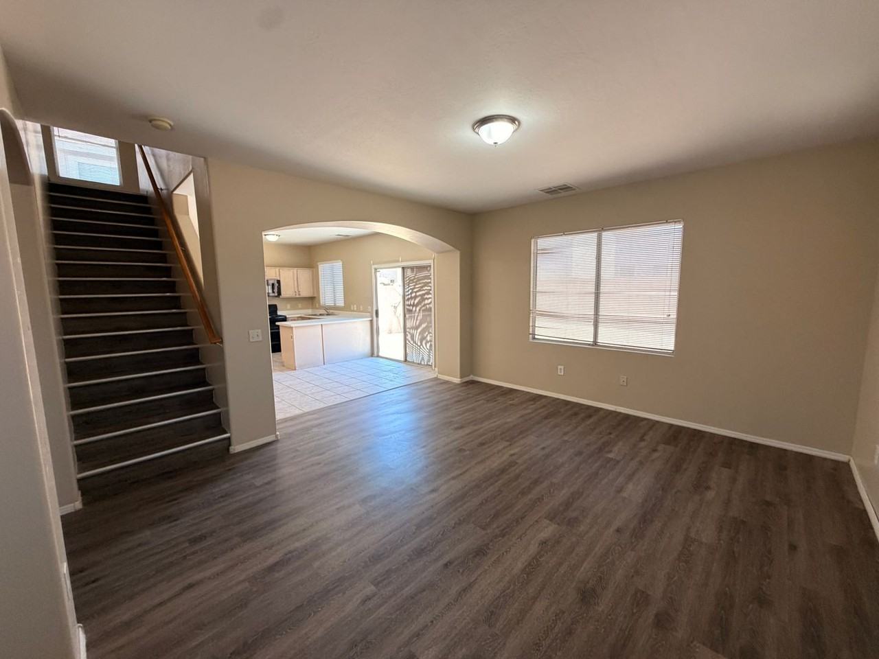 1227 S 119th Ln - Photo 5 of 26