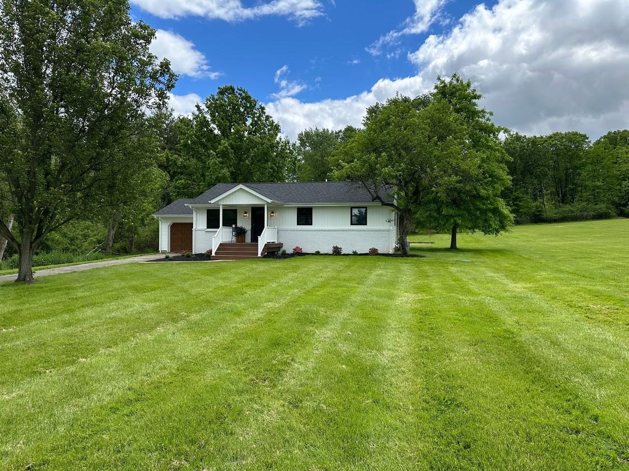 2685 Haus Blvd - Photo 2 of 17