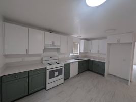 featured image of 9532 1/2 Cedar St