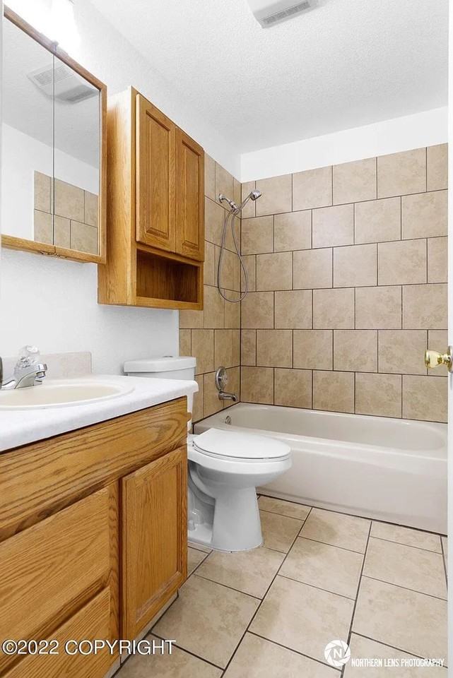 State Street Townhomes - Photo 7 of 12